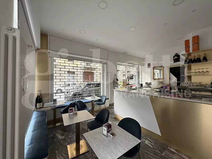 Immagine 1 di Bar / Ristorante in vendita  in Via San Secondo a Torino