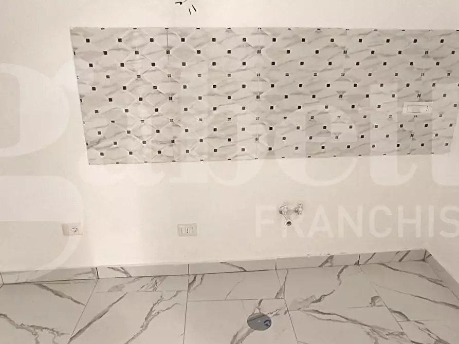 Immagine 7 di Appartamento in affitto  in Via Pietro Giannone a Napoli