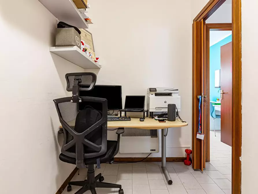 Immagine 15 di Appartamento in vendita  in Via Gioacchino Rossini, 2 a Legnano