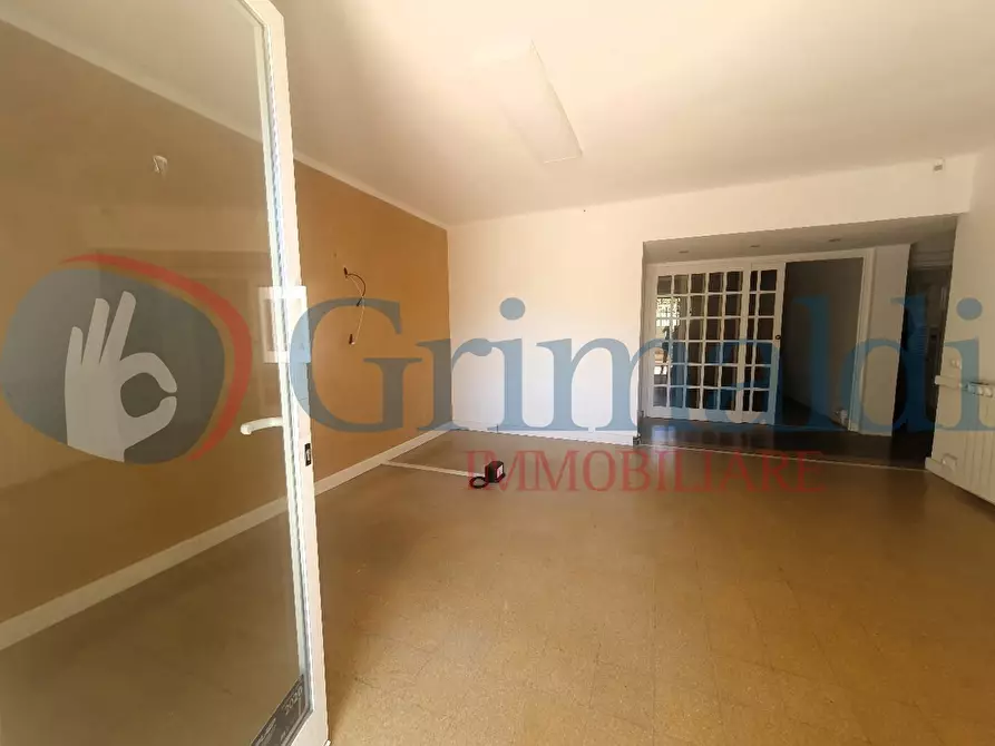 Immagine 4 di Appartamento in vendita  in Viale A. VESPUCCI, 12 a Massa