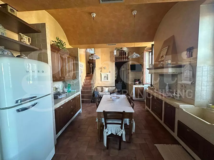 Immagine 15 di Villa in vendita  in Via Carrara Lama Di Macina a Bisceglie