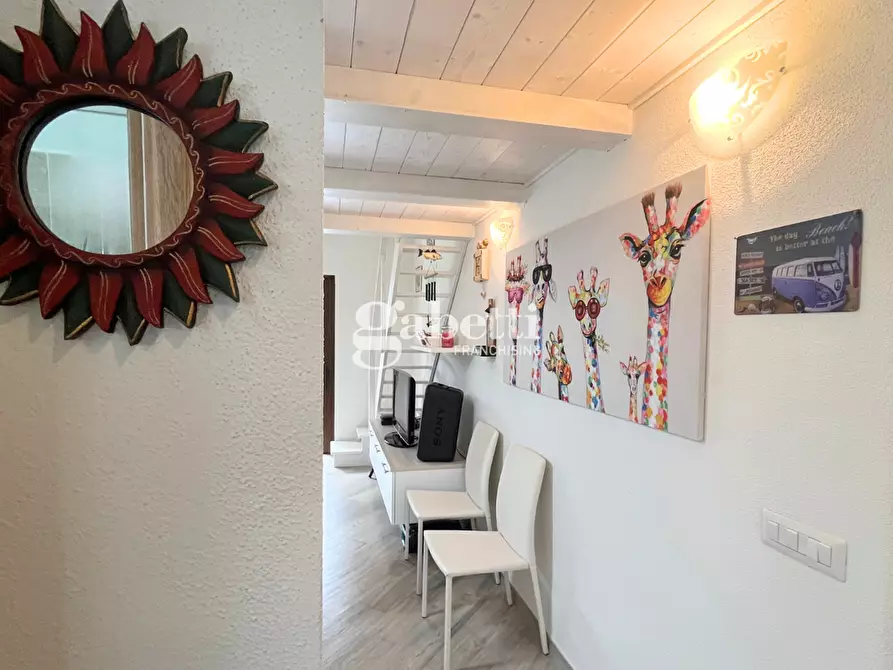 Immagine 14 di Villetta a schiera in vendita  in Via Macomer, 12 a Budoni