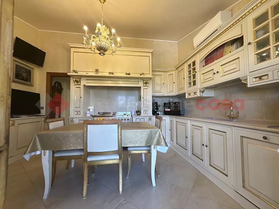 Immagine 19 di Casa bifamiliare in vendita  in Via GUADO BASTIANELLI, 80 a Fondi