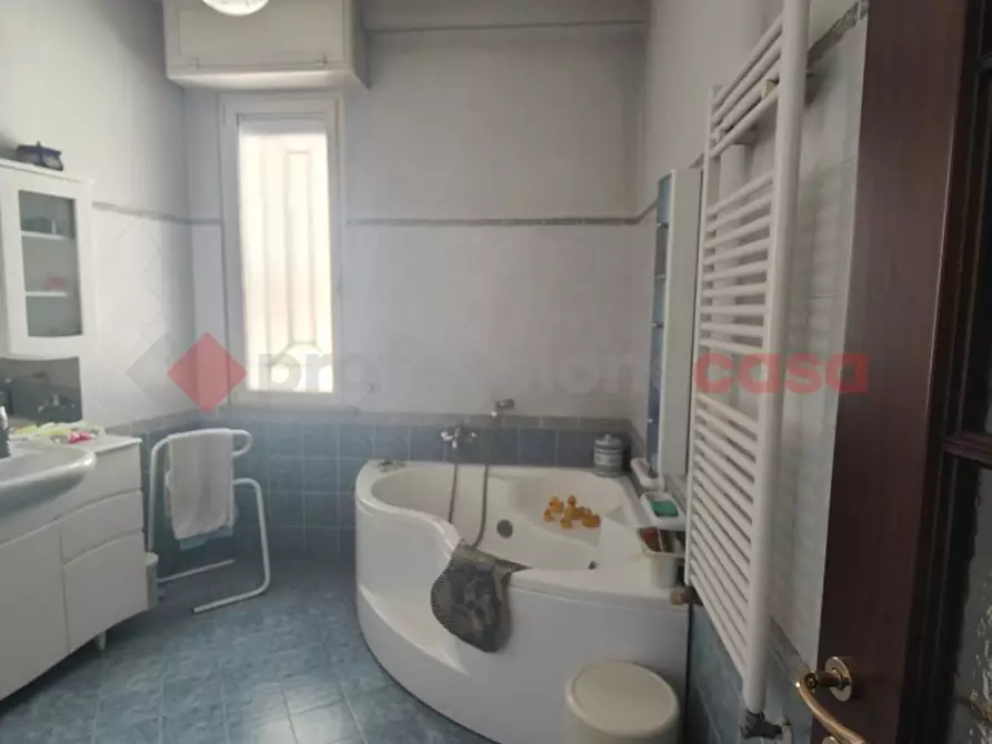 Immagine 48 di Appartamento in vendita  in Via croce san sossio a Frattamaggiore