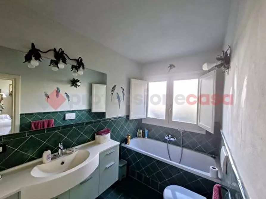 Immagine 22 di Appartamento in vendita  in Via MAMELI, 14 a Firenze