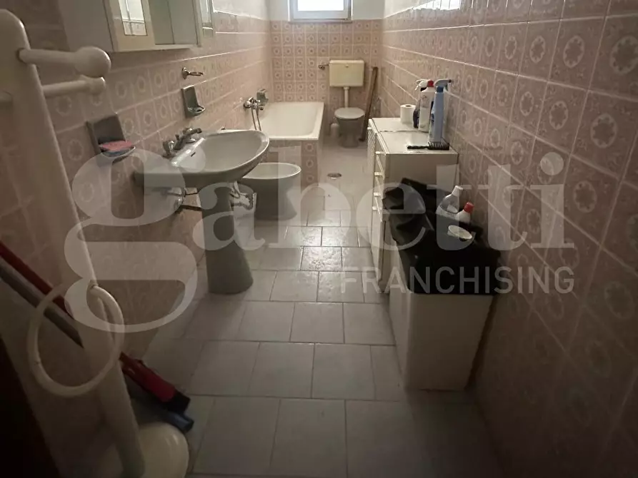 Immagine 18 di Appartamento in vendita  in Via Viterbo a Ostuni