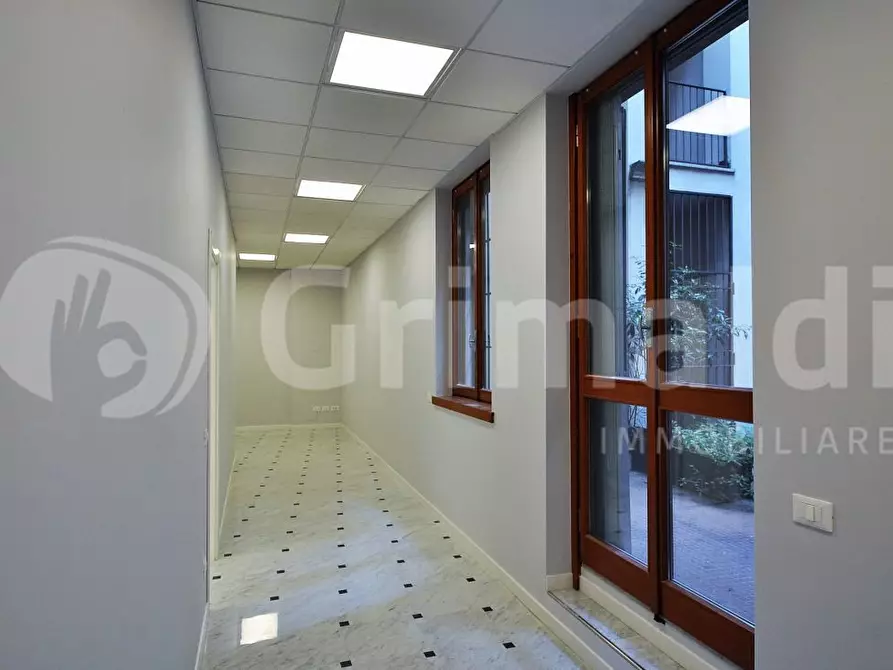 Immagine 17 di Ufficio in affitto  in Via Foro Buonaparte, 12 a Milano