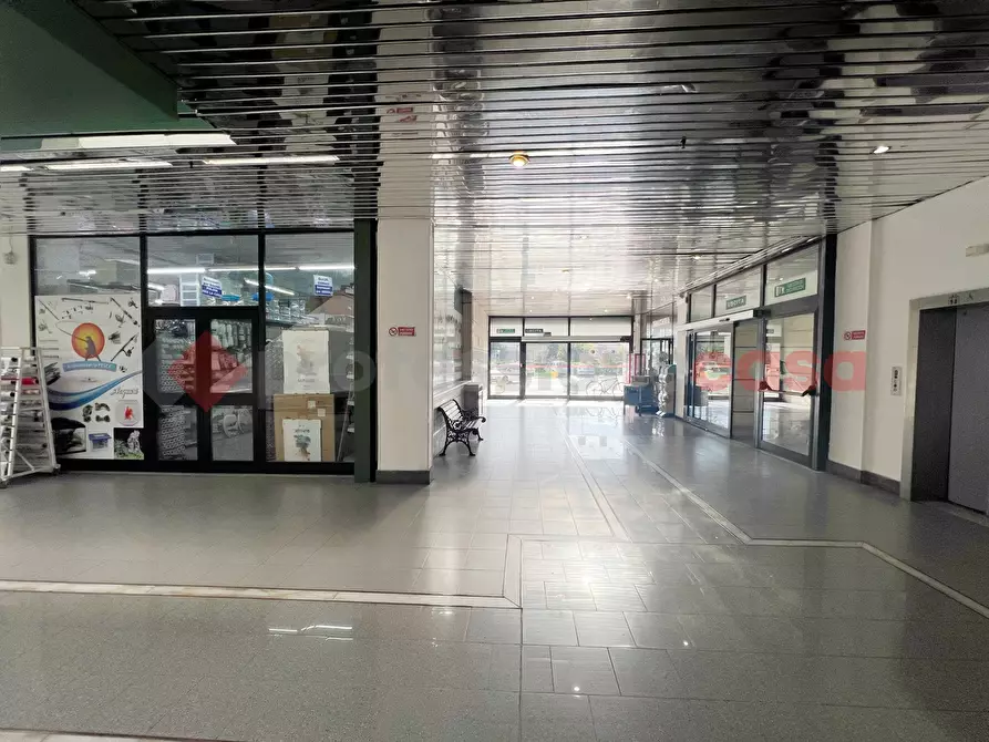 Immagine 3 di Attività commerciale in vendita  in Via micioccoli, snc a Rieti