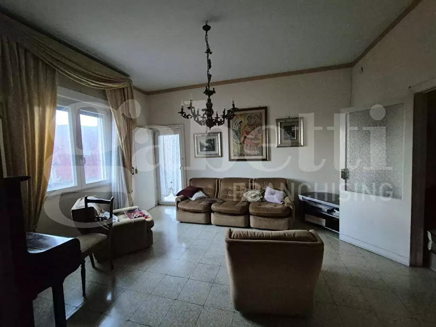 Immagine 12 di Appartamento in vendita  in Via De Simone, 27 a Torre Annunziata