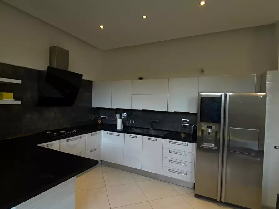 Immagine 9 di Villa in affitto  in Via Al Castello, 3 a Buttigliera Alta