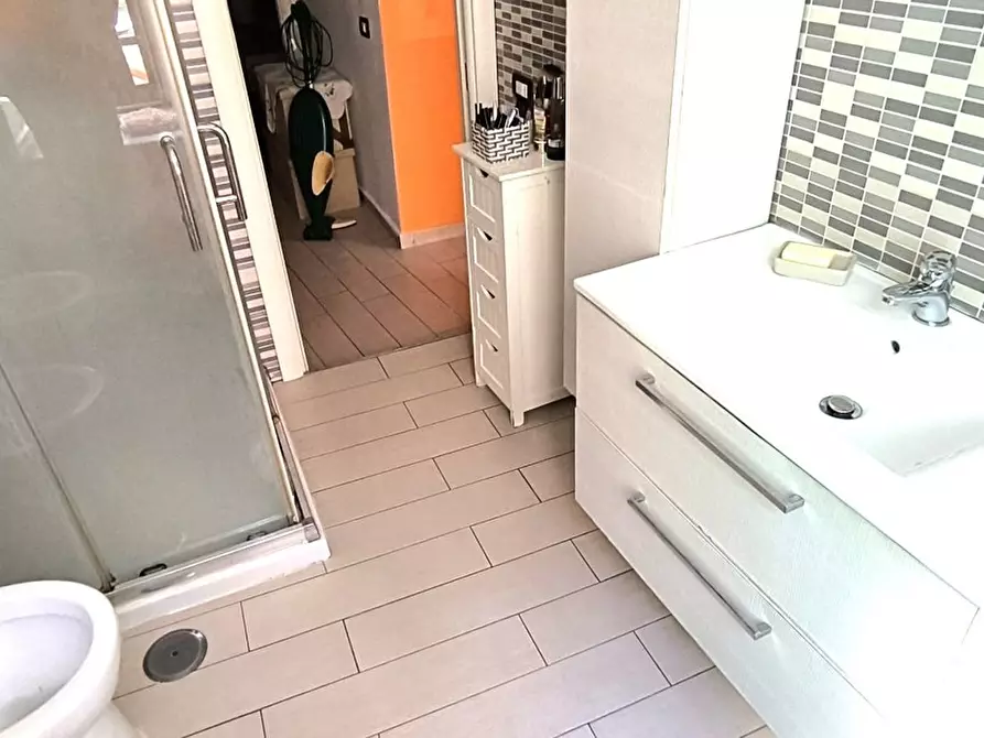 Immagine 14 di Appartamento in vendita  in Via M. Renato Imbriani a Napoli