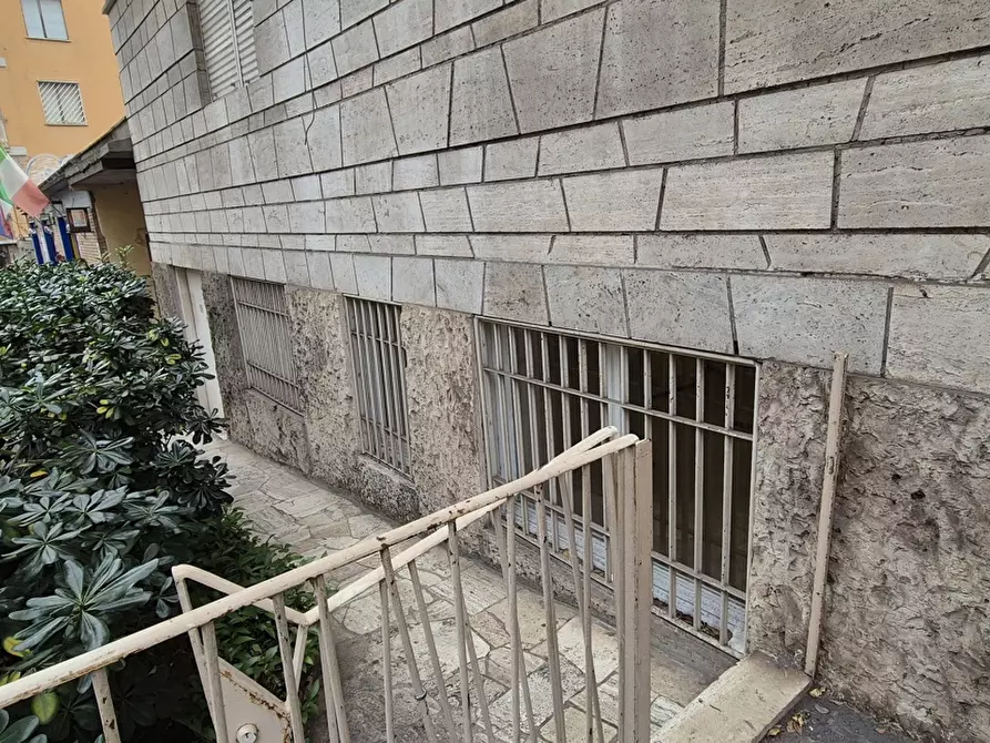 Immagine 27 di Magazzino in affitto  in Via aurelia, 125 a Roma