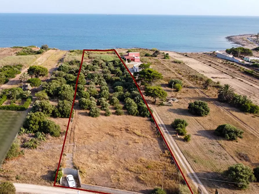 Immagine 2 di Terreno agricolo in vendita  in Contrada Guardiani, . a Portopalo Di Capo Passero