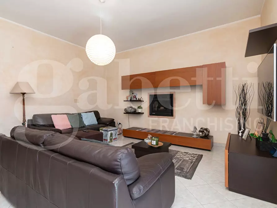 Immagine 4 di Casa bifamiliare in vendita  in Via Foglienghi a Rivalta Di Torino