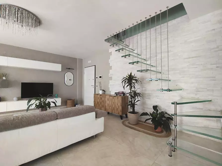 Immagine 4 di Appartamento in vendita  in Via GENTILE a San Severo