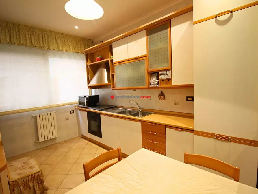 Immagine 12 di Appartamento in vendita  in Via Ruffilli, 4 a Foggia