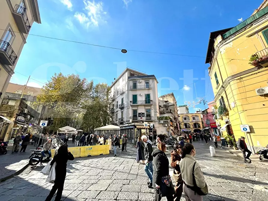 Immagine 4 di Negozio in vendita  in Via Annella di Massimo a Napoli