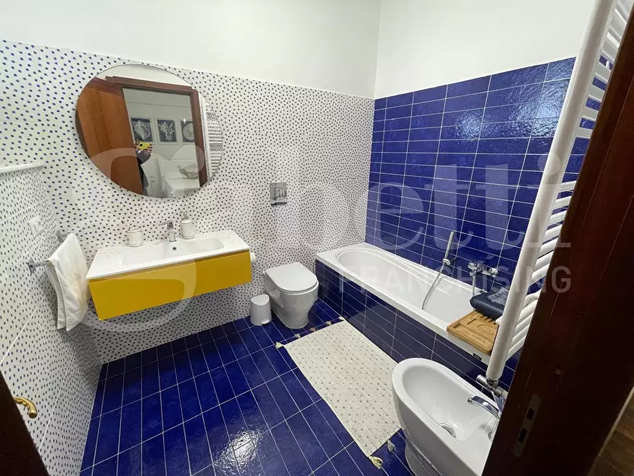 Immagine 14 di Appartamento in vendita  in Via Appia lato Napoli, 60 a Formia