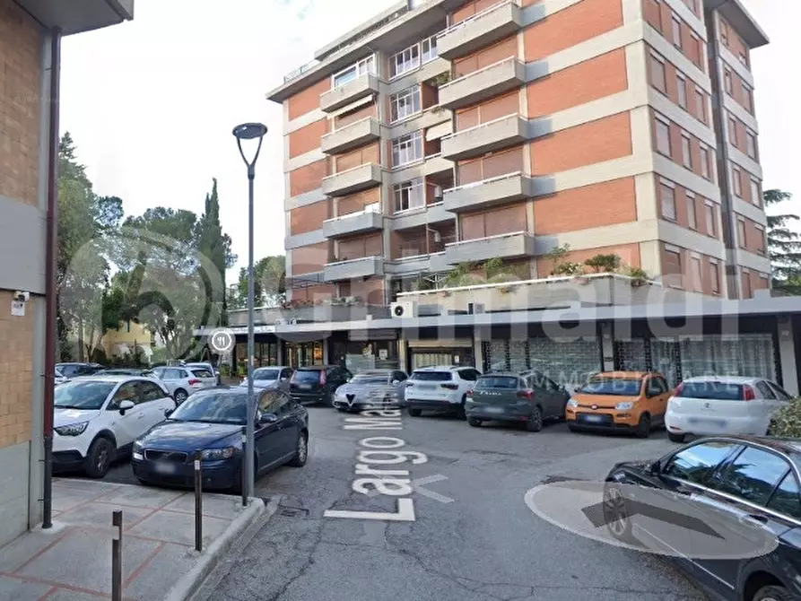 Immagine 2 di Laboratorio in affitto  in Via Largo Marcello Malpighi a Perugia