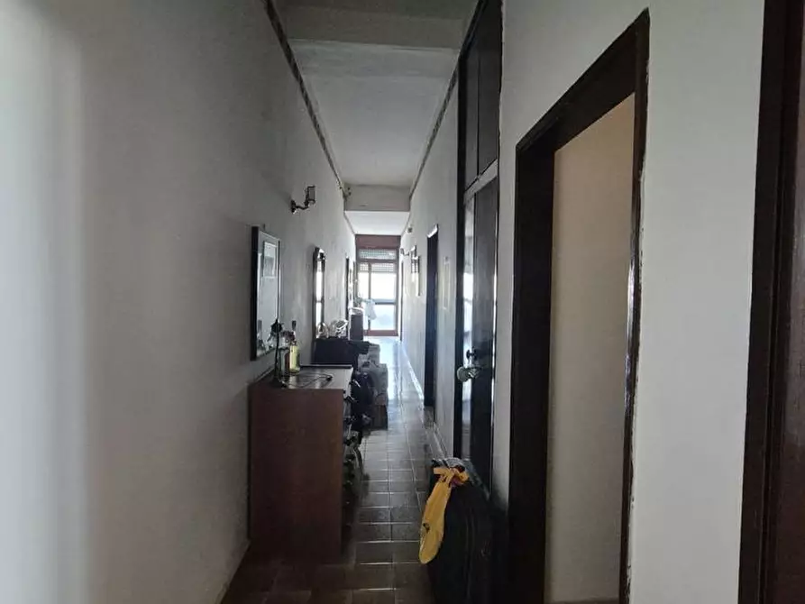 Immagine 23 di Appartamento in vendita  in Corso Vittorio Emanuele III, 374 a Torre Annunziata