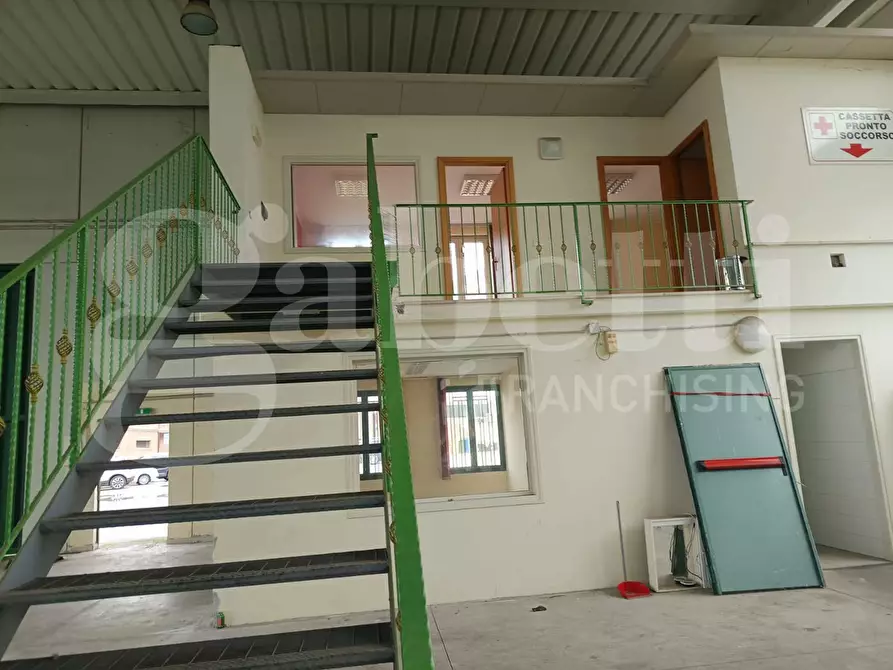 Immagine 6 di Capannone industriale in affitto  in Via Nazionale Calore, snc a Mirabella Eclano