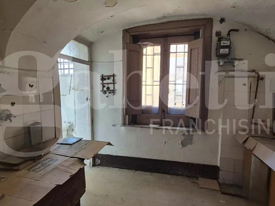 Immagine 15 di Appartamento in vendita  in Piazza Ernesto Cesaro, 13 a Torre Annunziata