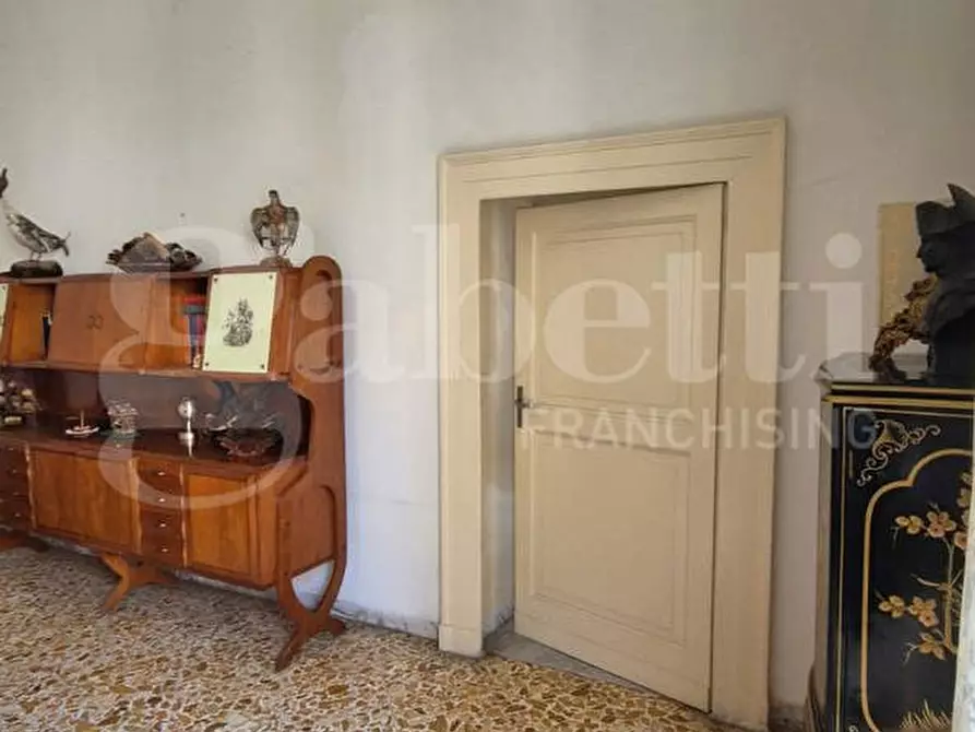 Immagine 34 di Appartamento in vendita  in Corso Umberto I, 94 a Torre Annunziata