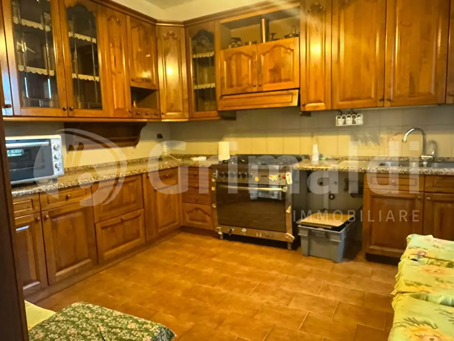 Immagine 10 di Appartamento in vendita  in Via Dei Rangoni, 56 a Roma