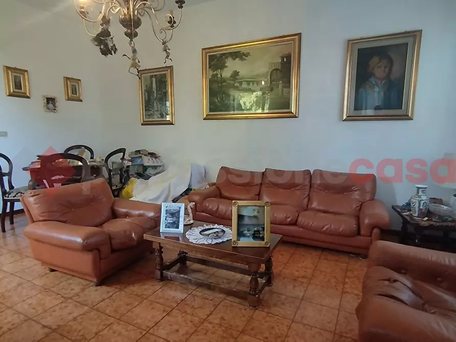 Immagine 9 di Villa in vendita  in Via di Moriano, 10 a Lucca