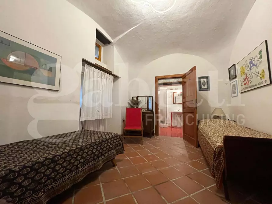 Immagine 20 di Appartamento in vendita  in Via Salita degli Albito, 36 a Gaeta
