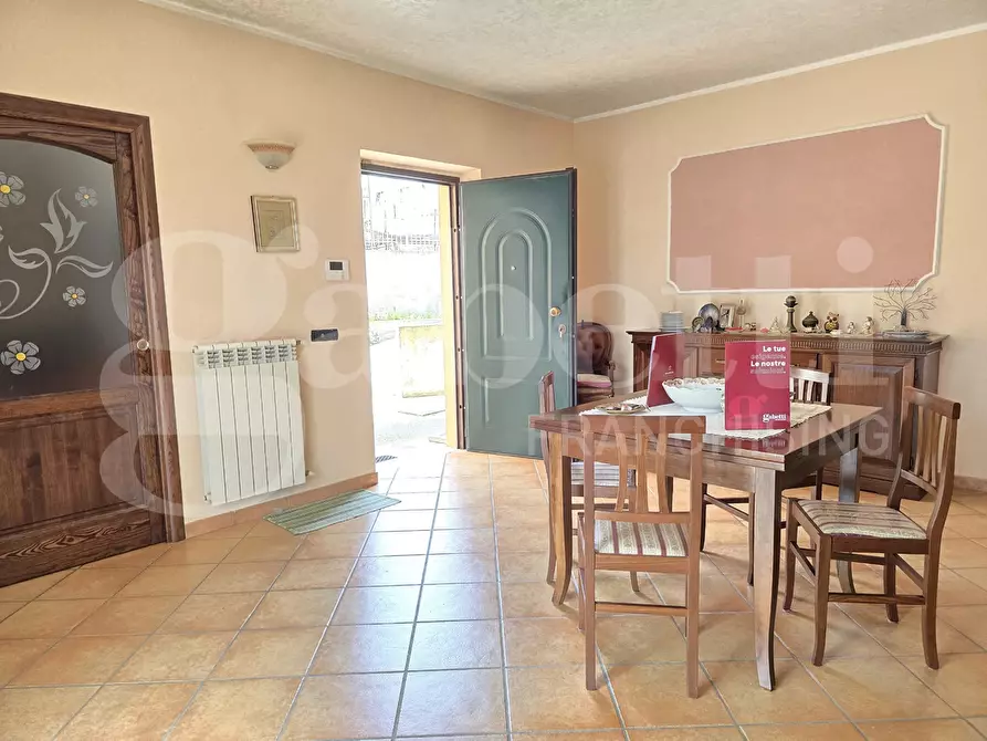 Immagine 3 di Appartamento in vendita  in Via Vincenzo Marino, 3 a Pentone