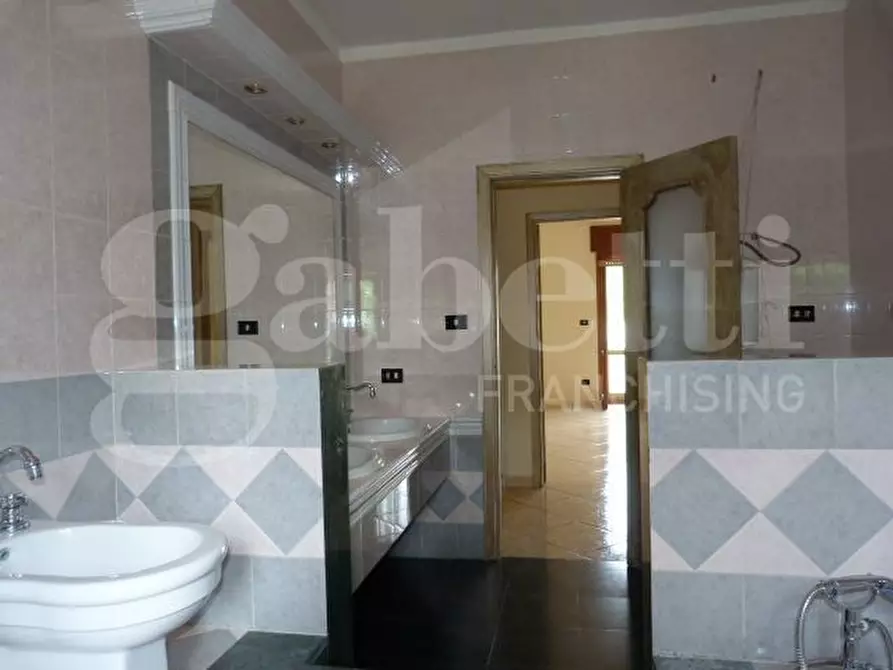 Immagine 20 di Appartamento in vendita  in Via Carlo Pisacane, 40 a Trecase