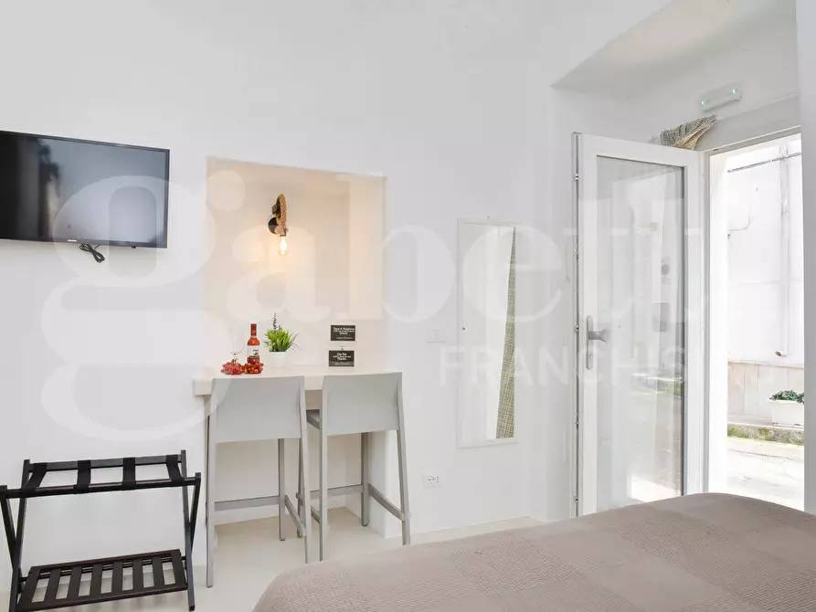 Immagine 1 di Casa indipendente in vendita  in Via GiosuÃ¨ Carducci, sn a Ostuni