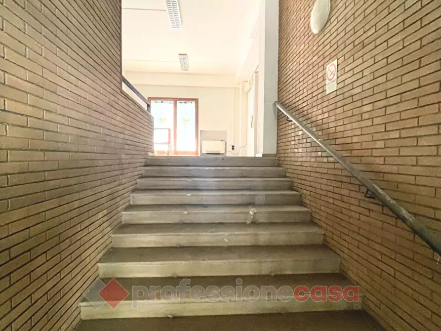 Immagine 2 di Negozio in vendita  in Via Mario Angeloni a Perugia