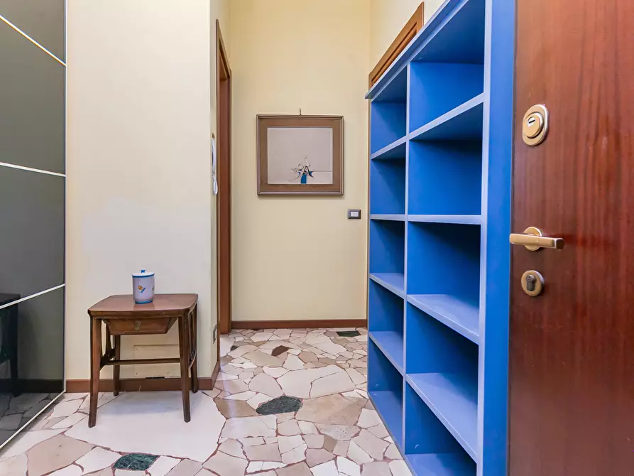 Immagine 4 di Appartamento in affitto  in Via moise loirÃ  a Milano