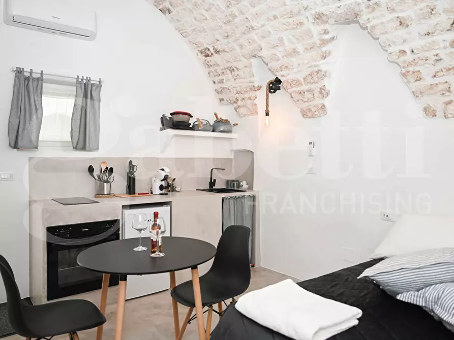 Immagine 17 di Casa indipendente in vendita  in Via Piccinni a Ostuni