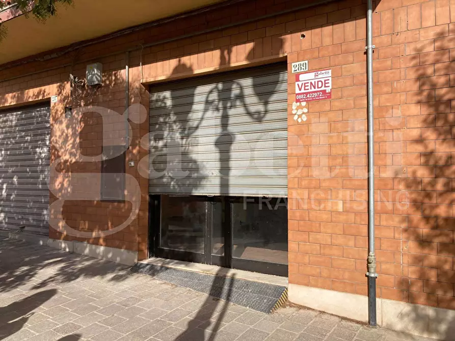Immagine 1 di Negozio in vendita  in Corso Giacomo Matteotti, 289 a Torremaggiore