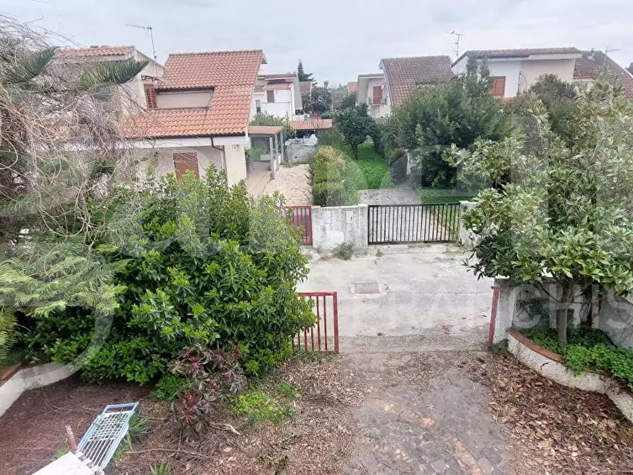 Immagine 10 di Villetta a schiera in vendita  in Via DELLE MIMOSE, 32 a Sellia Marina