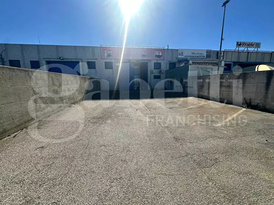 Immagine 23 di Capannone industriale in vendita  in Via Mauro ContÃ² a Bisceglie