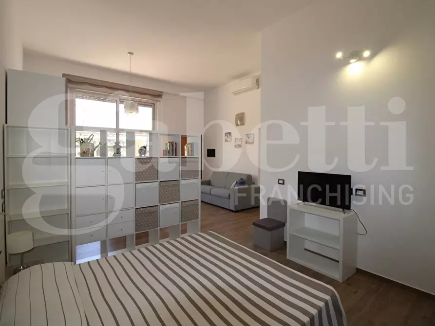 Immagine 16 di Appartamento in vendita  in Via dei sei Mulini, 32 a Giardini-Naxos