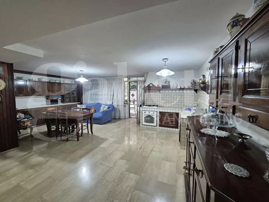 Immagine 16 di Casa indipendente in vendita  in Via Luigi Iacono, 7 a Torre Annunziata