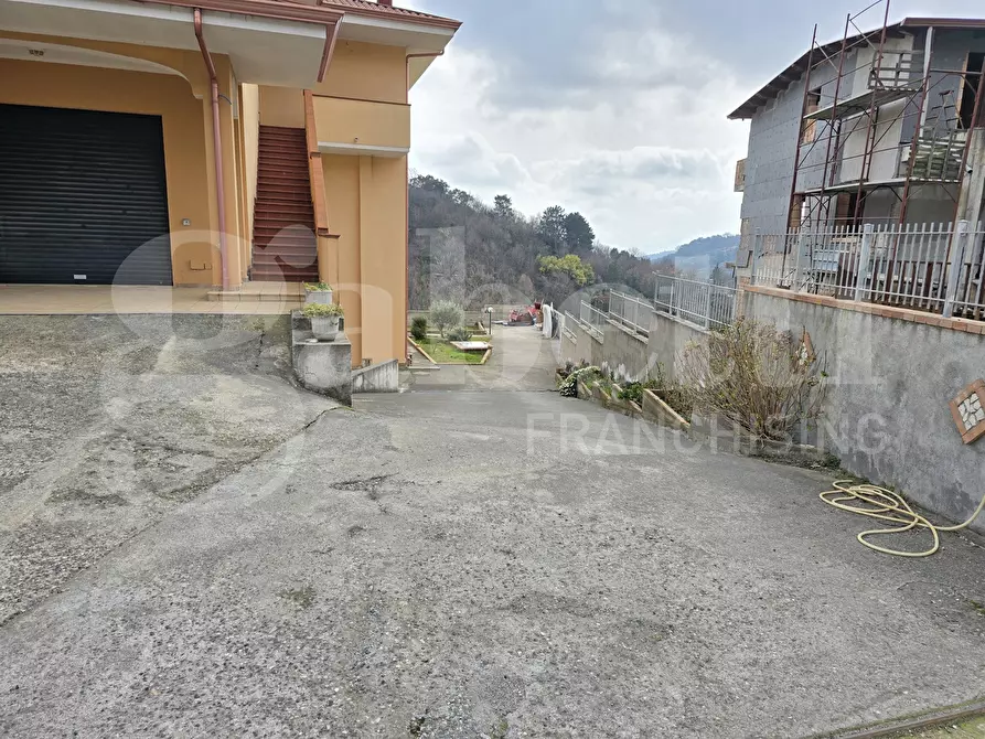 Immagine 30 di Appartamento in vendita  in Via Vincenzo Marino, 3 a Pentone