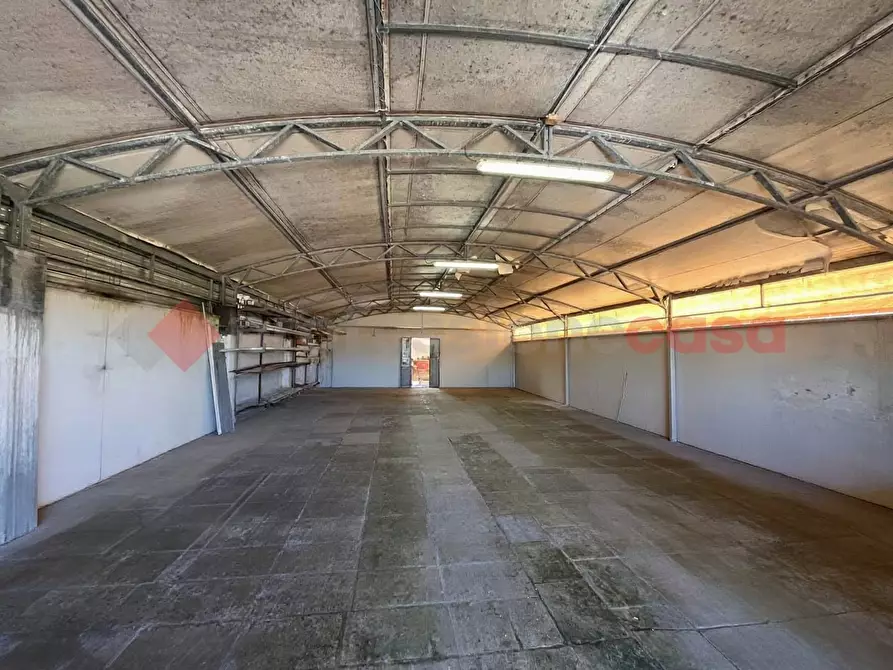 Immagine 13 di Laboratorio in vendita  in Via Pio XII a Poggiardo