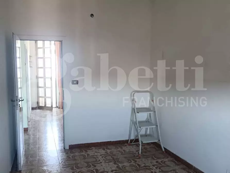 Immagine 3 di Appartamento in vendita  in Via DE VINCENTIS, 7 a Taranto