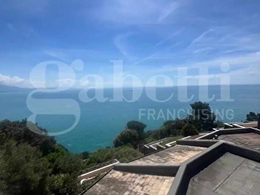 Immagine 1 di Appartamento in affitto  in Via punta bianca, 5 a Ameglia