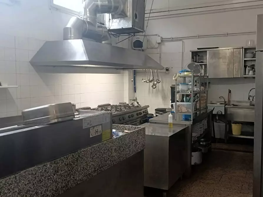 Immagine 2 di Bar / Ristorante in vendita  in Piazza Vega, 10 a Roma