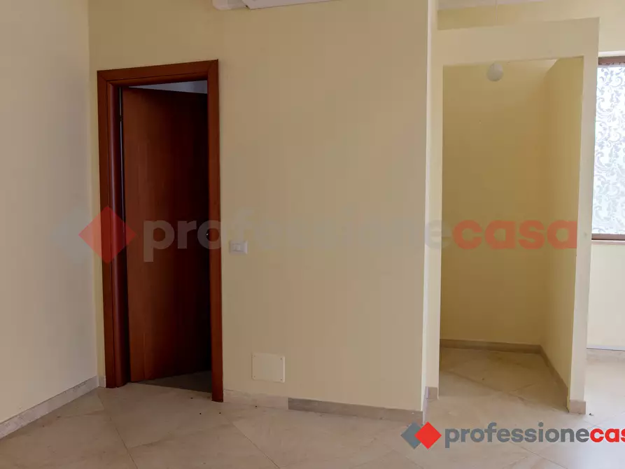 Immagine 11 di Negozio in affitto  in Via casilina km  62.800, snc a Anagni