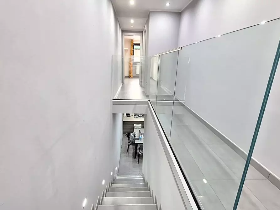 Immagine 8 di Appartamento in vendita  in Via Bartolomeo Chioccarelli a Napoli