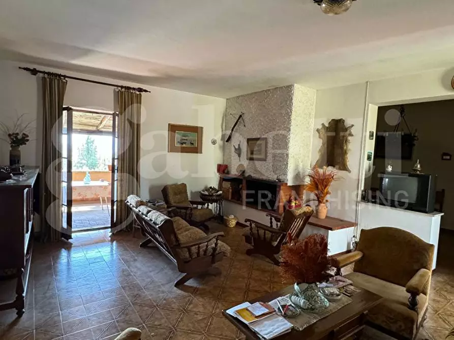 Immagine 7 di Villa in vendita  in LocalitÃ  leonini, snc a Torricella In Sabina