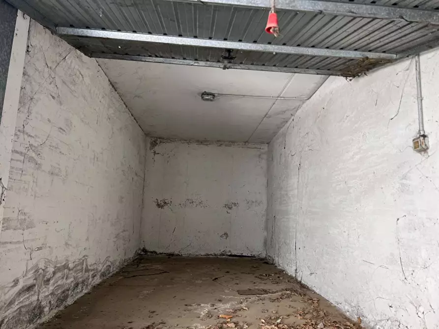 Immagine 6 di Box auto in vendita  in Via del minatore a Perugia